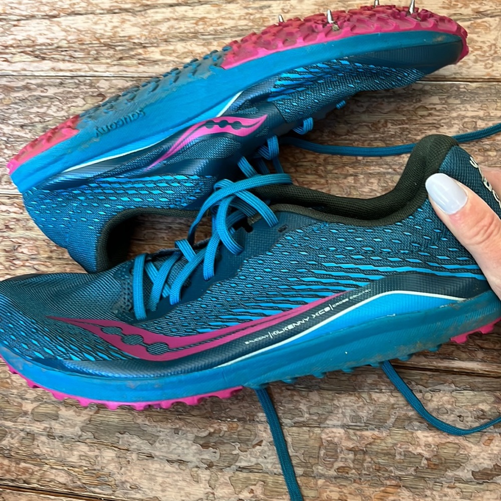 Women’s saucony Kilkenny 8 cross country spikes